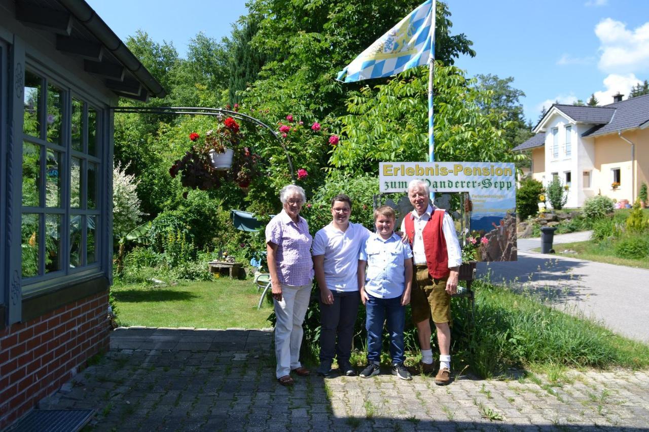 Erlebnispension Zum Wanderer Sepp Arnbruck Exterior photo